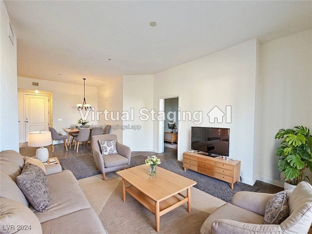 Las Vegas, NV 89123,71 E Agate Avenue #207