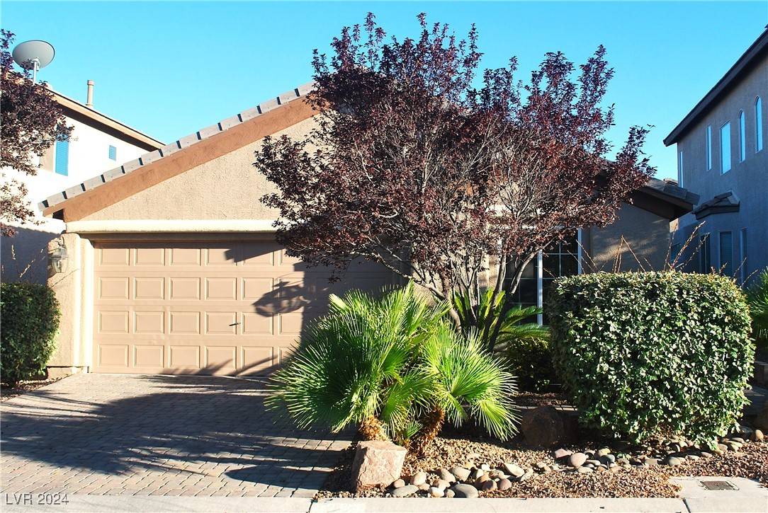 Las Vegas, NV 89148,9955 Burton Lake Court