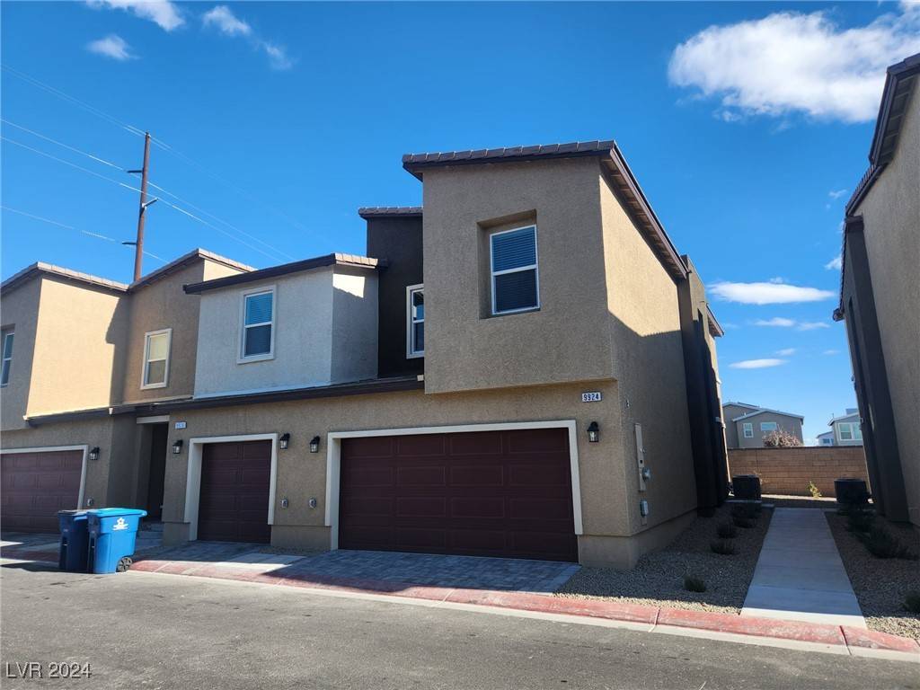 Las Vegas, NV 89141,9924 Marigold Hills Street