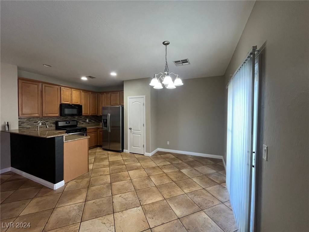 North Las Vegas, NV 89081,1420 Beams Avenue