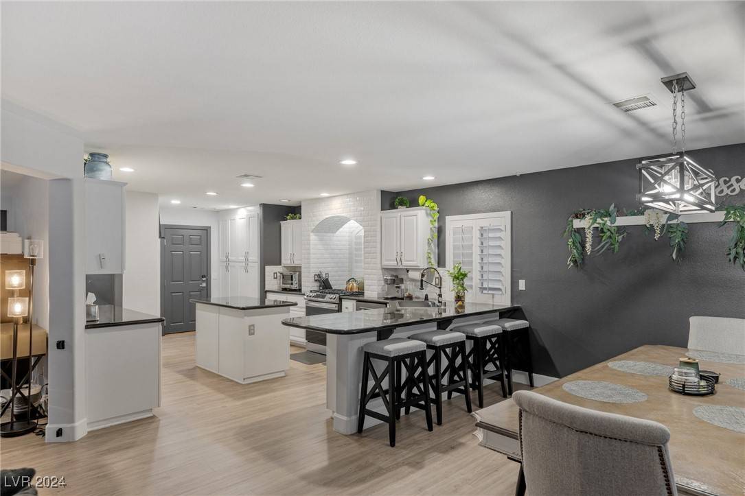 Las Vegas, NV 89141,10881 Pentland Downs Street
