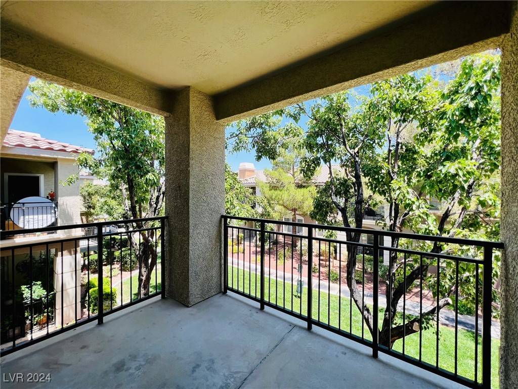 Henderson, NV 89052,2900 Sunridge Heights Parkway #425