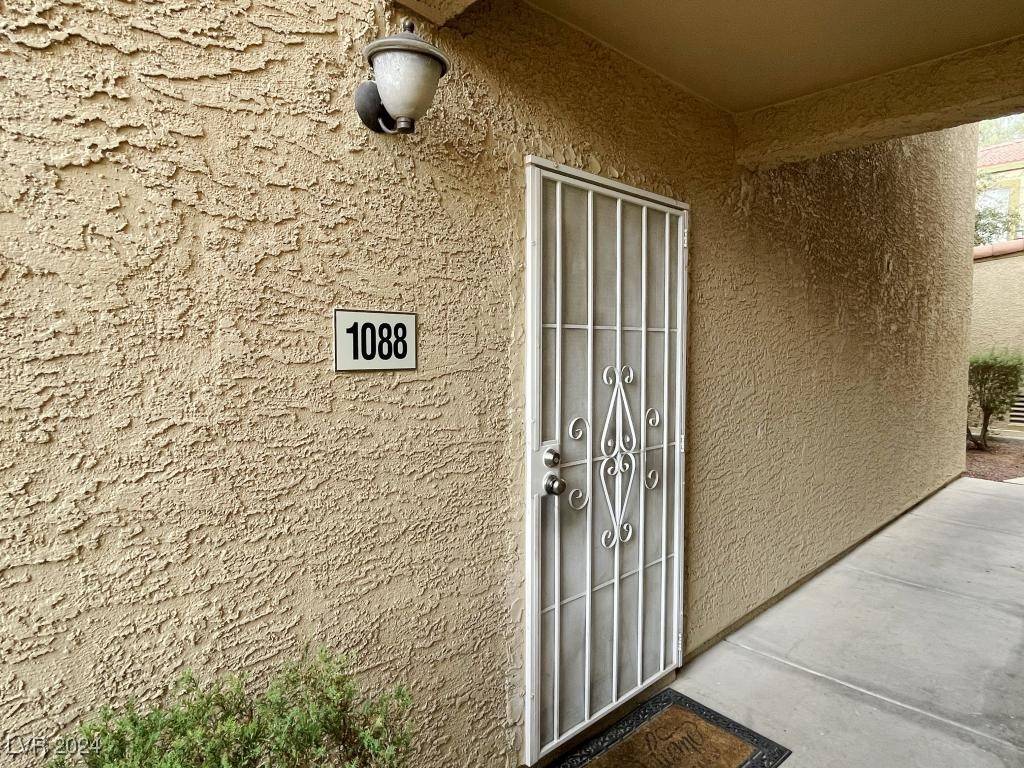 Las Vegas, NV 89145,7200 Pirates Cove Road #1088