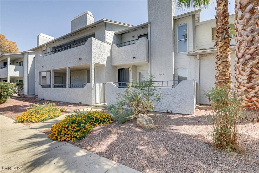 Henderson, NV 89011,1649 Justin Circle #1649