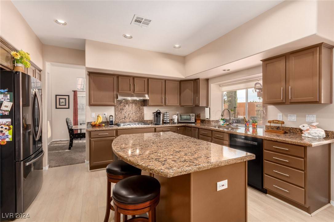 Las Vegas, NV 89128,8229 Sedona Sunrise Drive