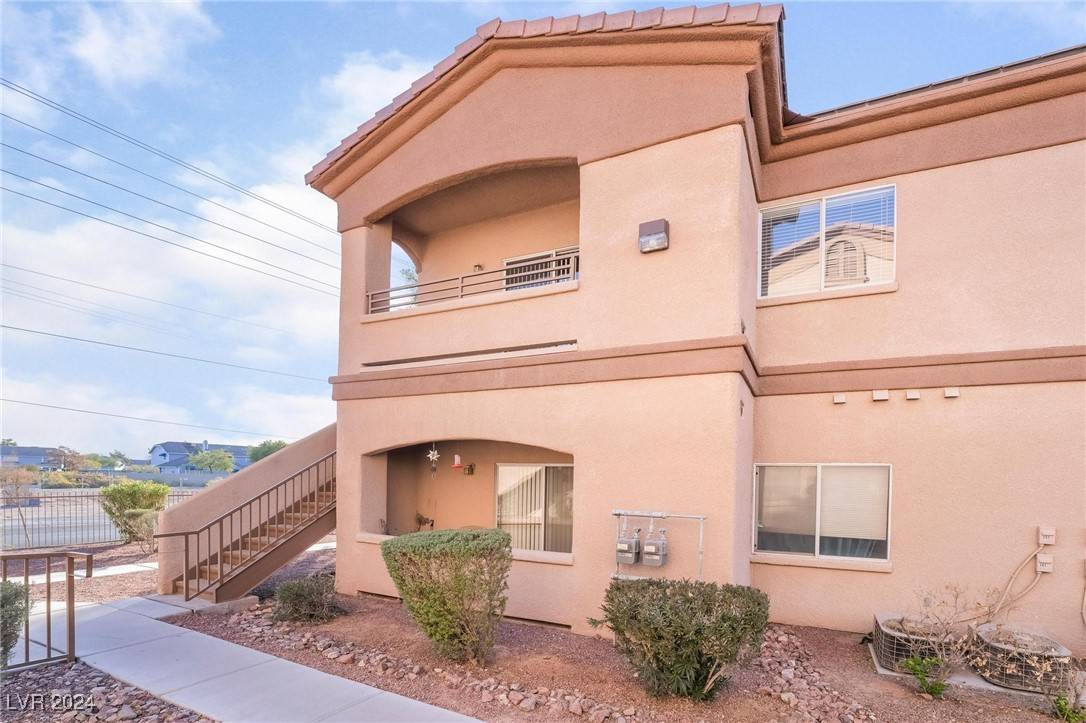 Las Vegas, NV 89122,5751 E Hacienda Avenue #261