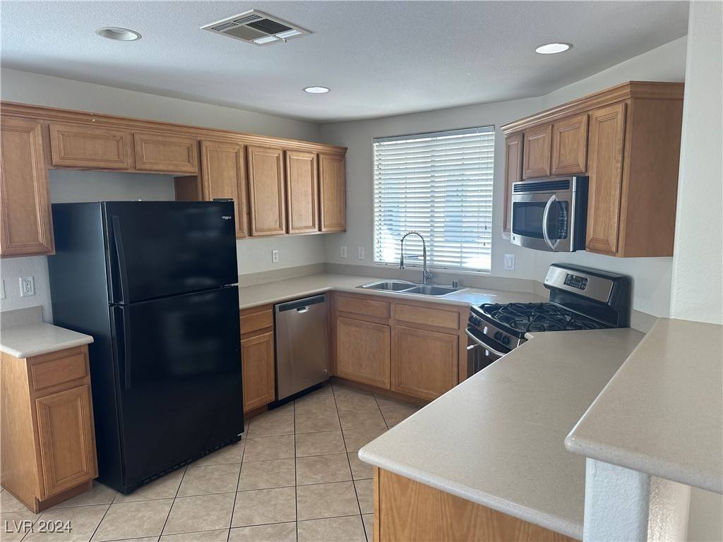 Las Vegas, NV 89129,10736 Chickasaw Bend Court