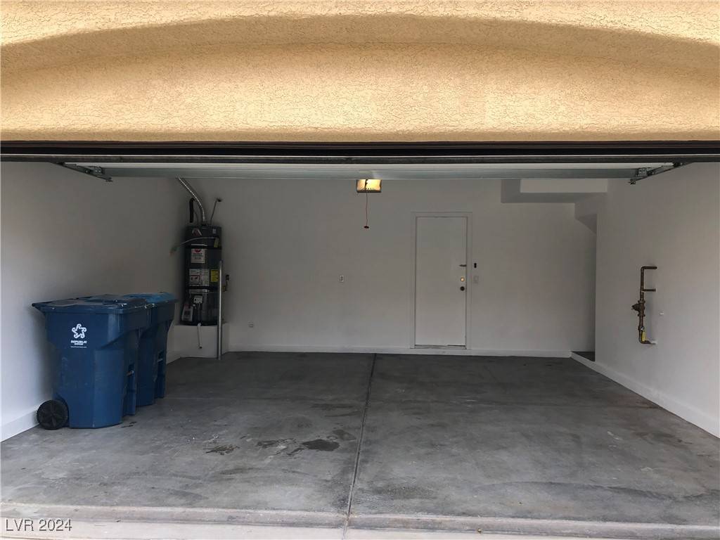 Las Vegas, NV 89179,10612 Moss Lake Street