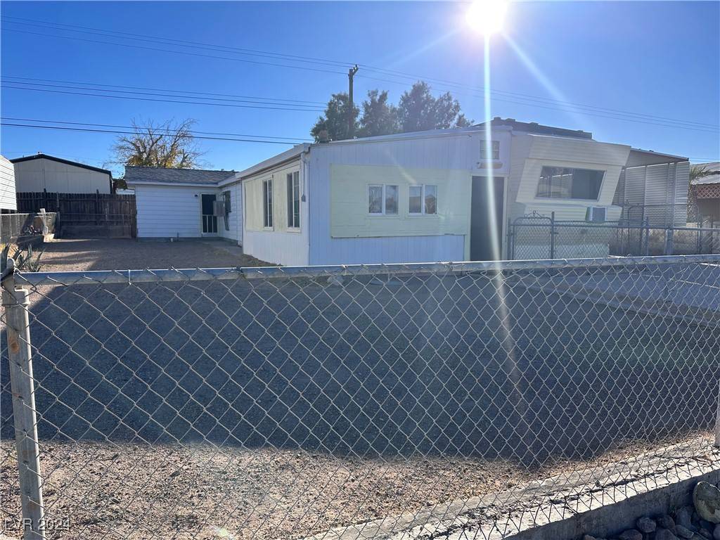 Henderson, NV 89015,220 Navajo Drive