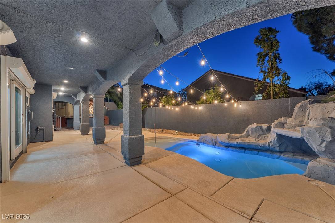 Las Vegas, NV 89183,10703 Rabbit Ridge Court