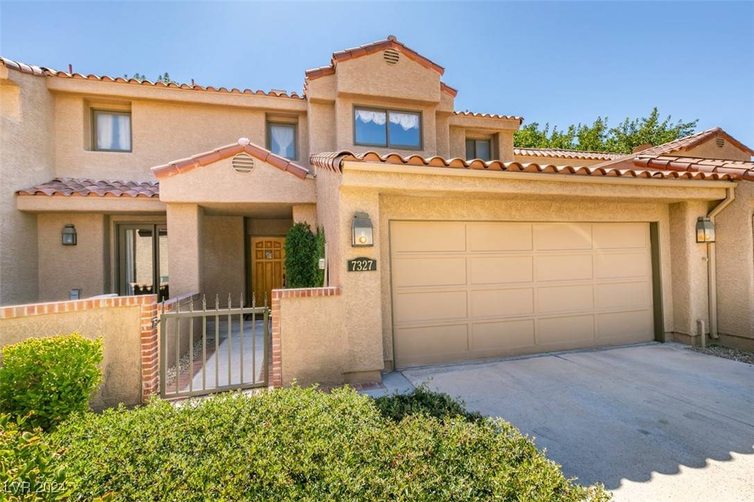 Las Vegas, NV 89113,7327 Mission Hills Drive #0