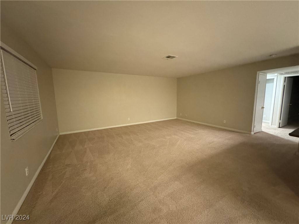 Las Vegas, NV 89117,8410 Eldora Avenue #2025