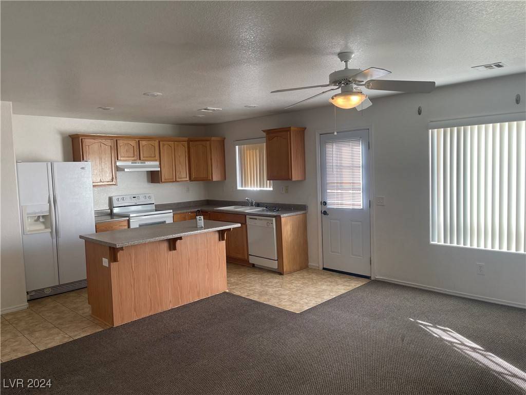 Pahrump, NV 89048,1250 Bourbon Street #3