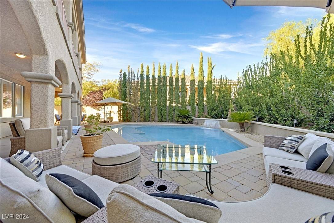 Henderson, NV 89044,2738 Kingclaven Drive