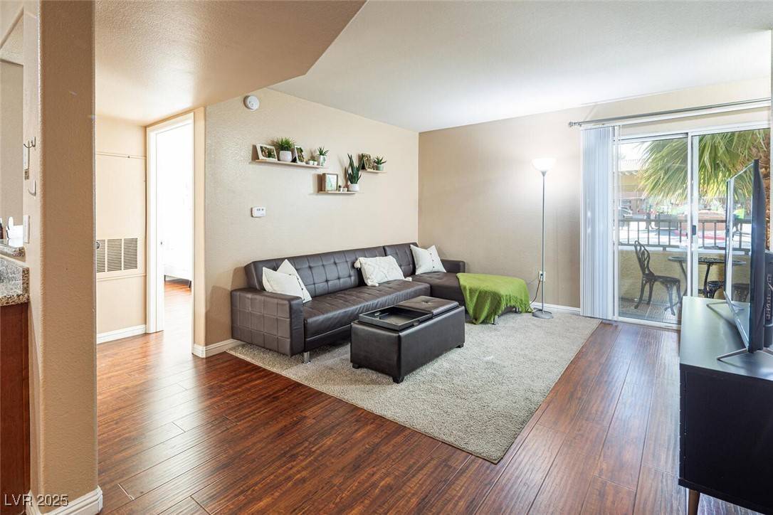 Henderson, NV 89014,2120 Ramrod Avenue #1112