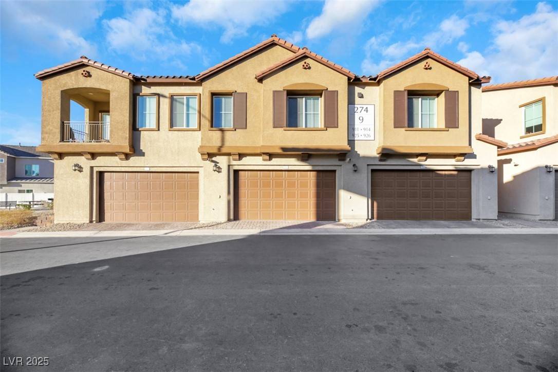 Henderson, NV 89011,274 Luna Valley Way #912