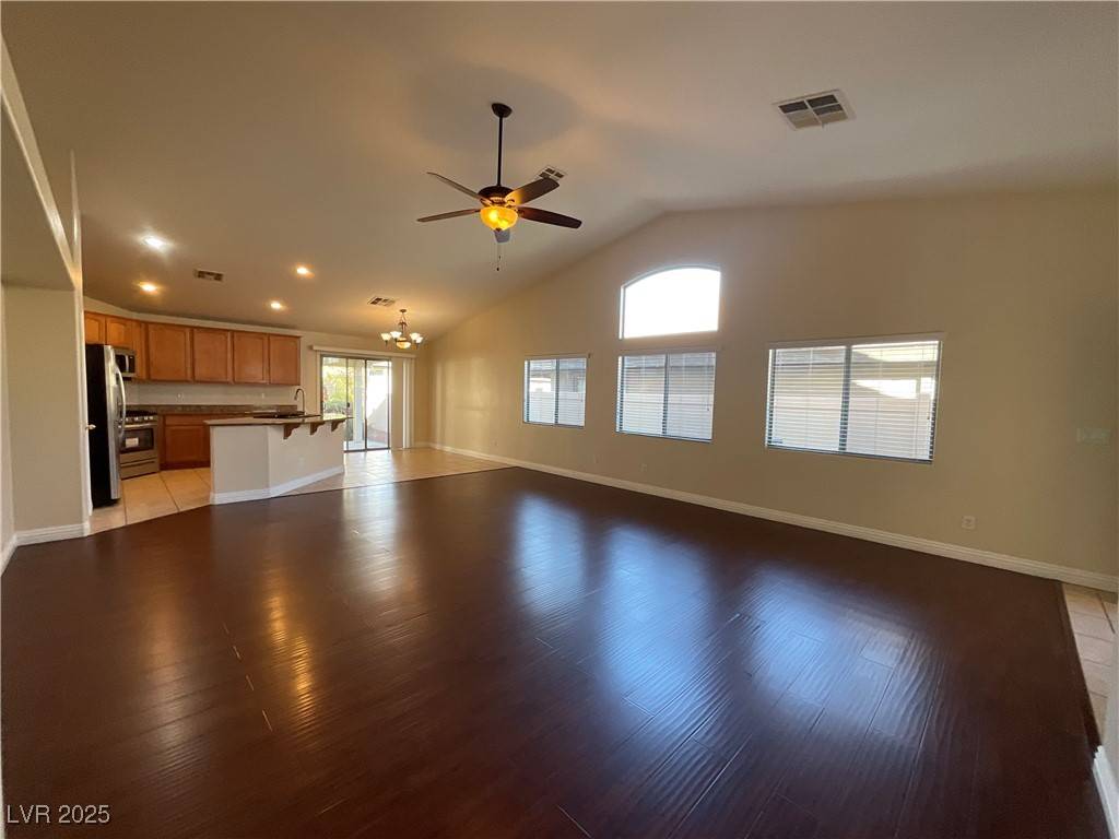 North Las Vegas, NV 89081,3016 Prairie Princess Avenue