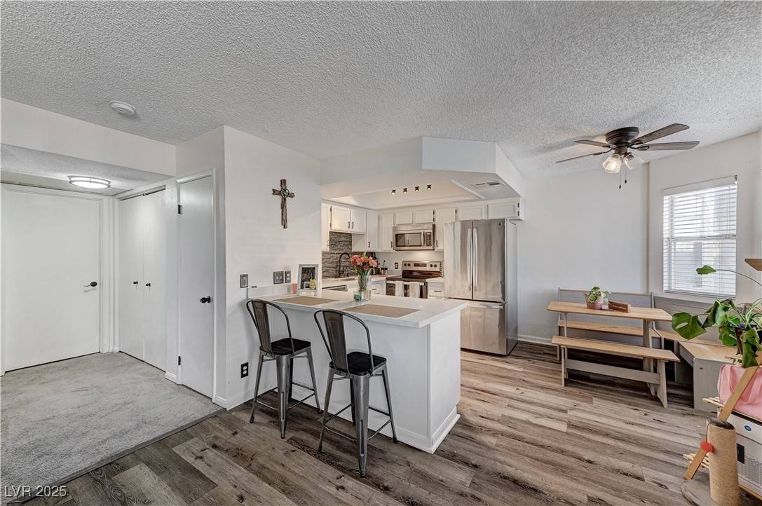 Las Vegas, NV 89128,929 Rockview Drive #202