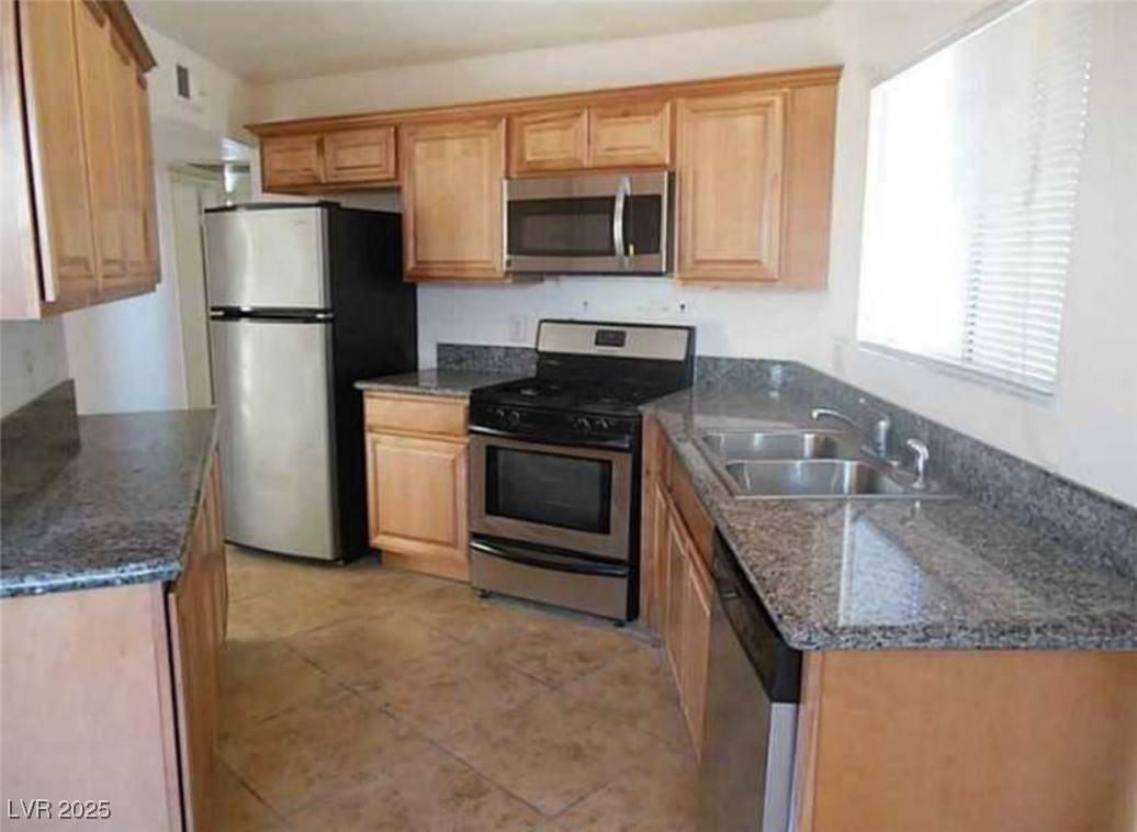 Las Vegas, NV 89120,5175 Orinda Avenue