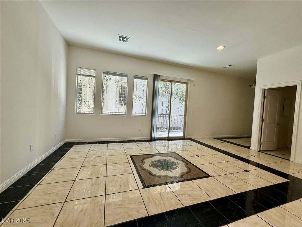 Las Vegas, NV 89145,9245 Worsley Park Place