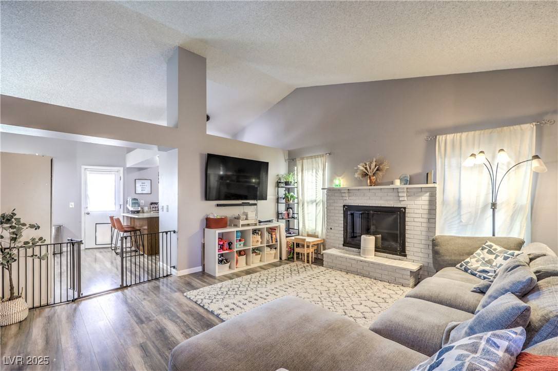 Henderson, NV 89015,914 Clipper Drive