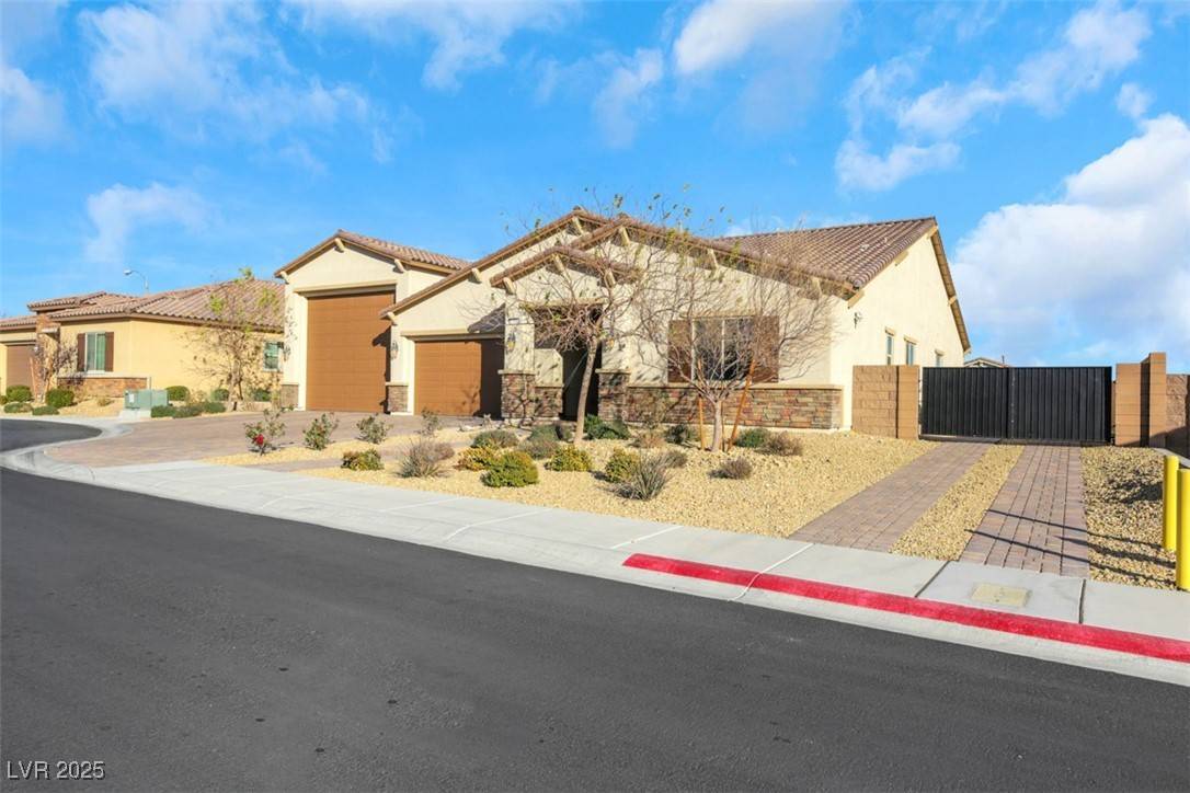 Las Vegas, NV 89149,6364 Cambridge Creek Court