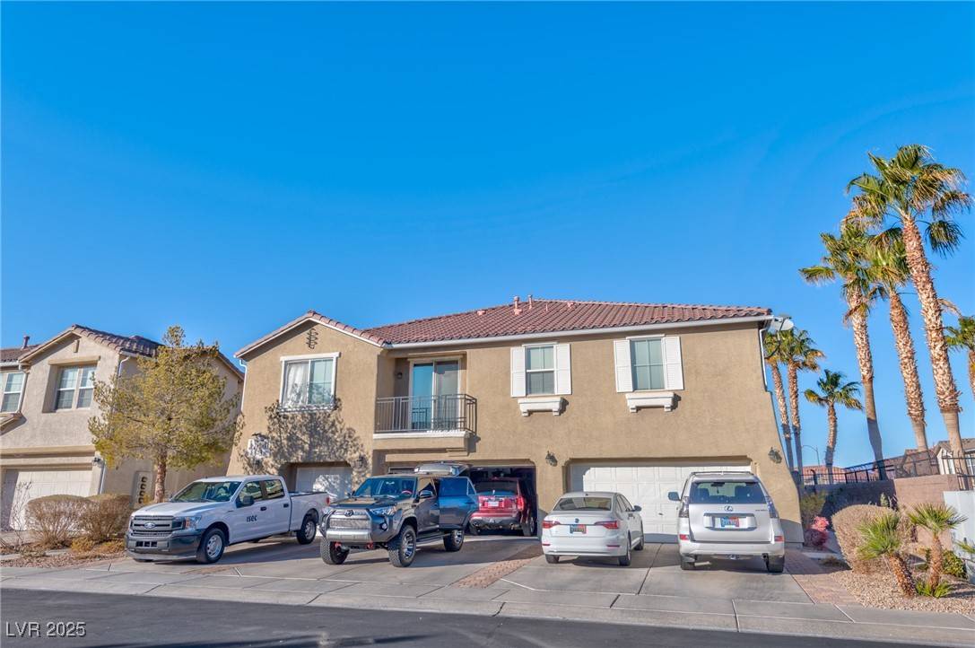 Henderson, NV 89012,1350 Grass Creek Avenue #3