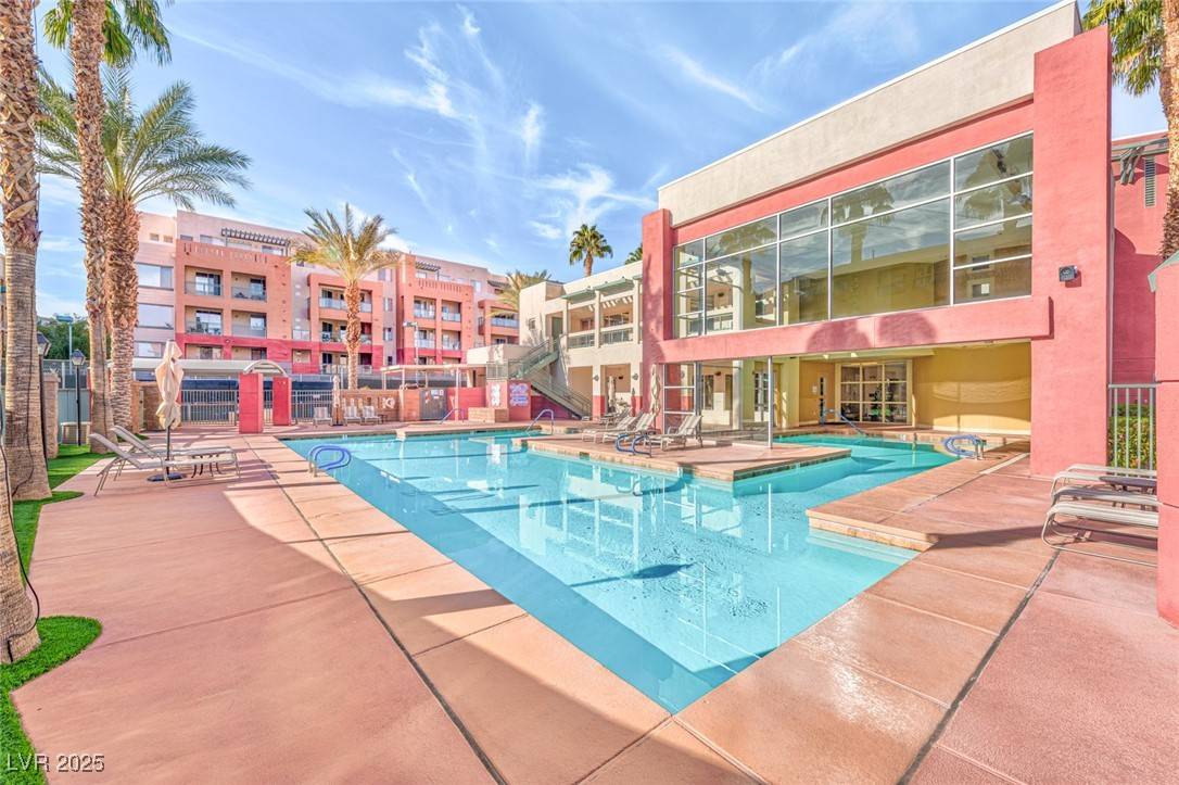 Las Vegas, NV 89123,39 E Agate Avenue #205