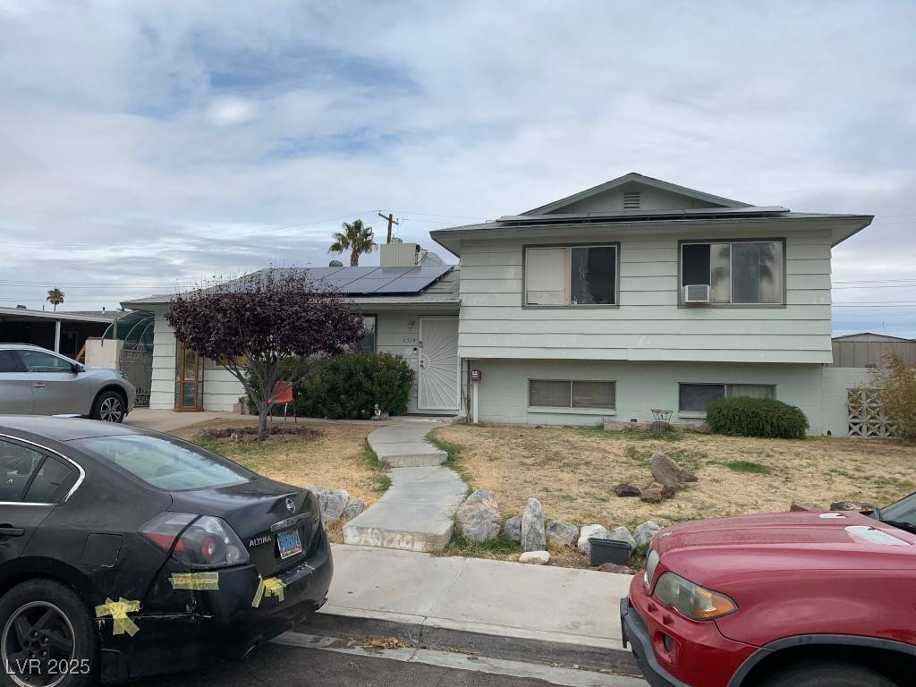 Las Vegas, NV 89107,6324 Fairwood Avenue