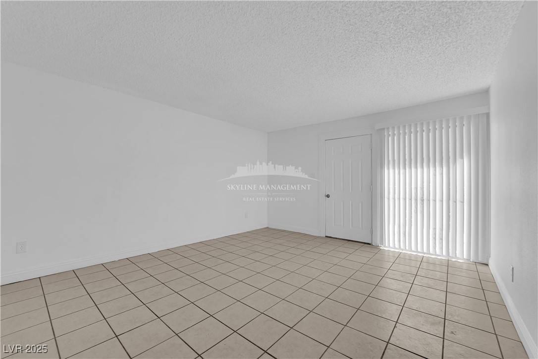 Las Vegas, NV 89101,1308 N 22nd Street #4