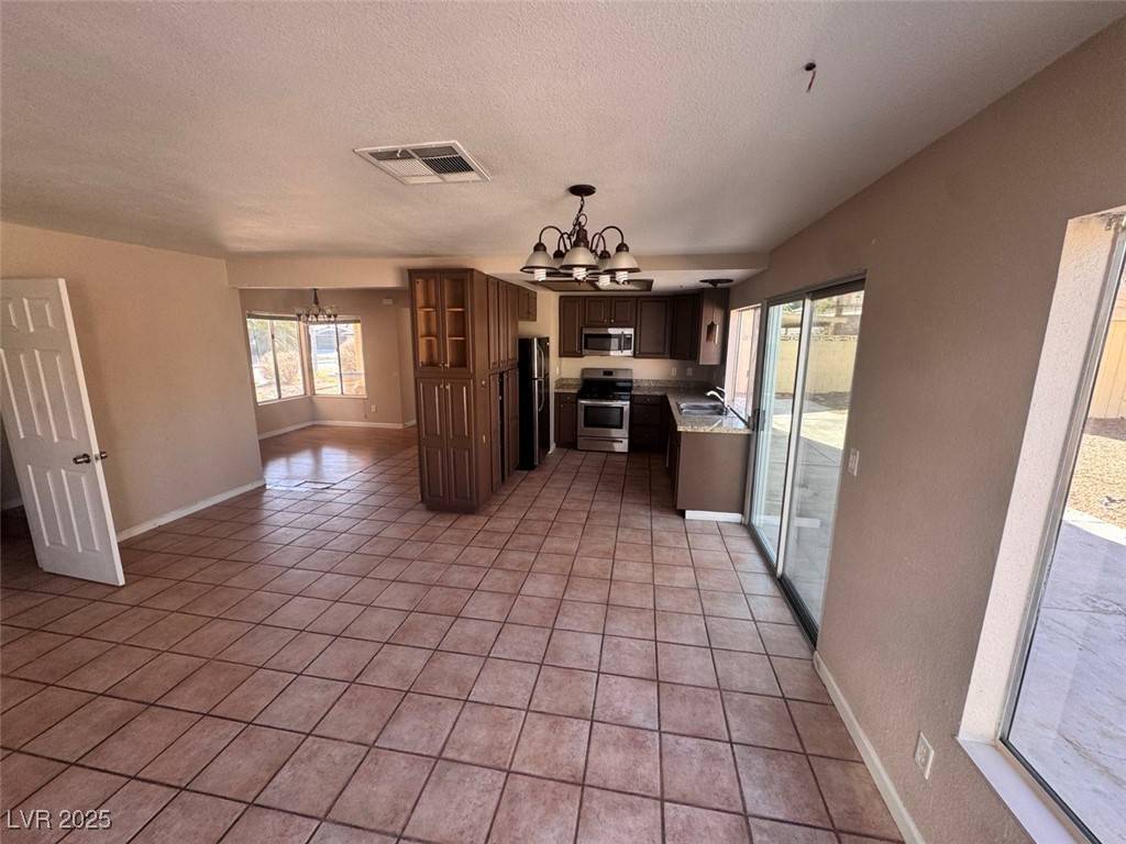 Las Vegas, NV 89120,5035 Meadow Grove Court