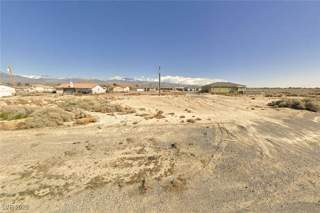 Pahrump, NV 89048,2081 Jacaranda Street