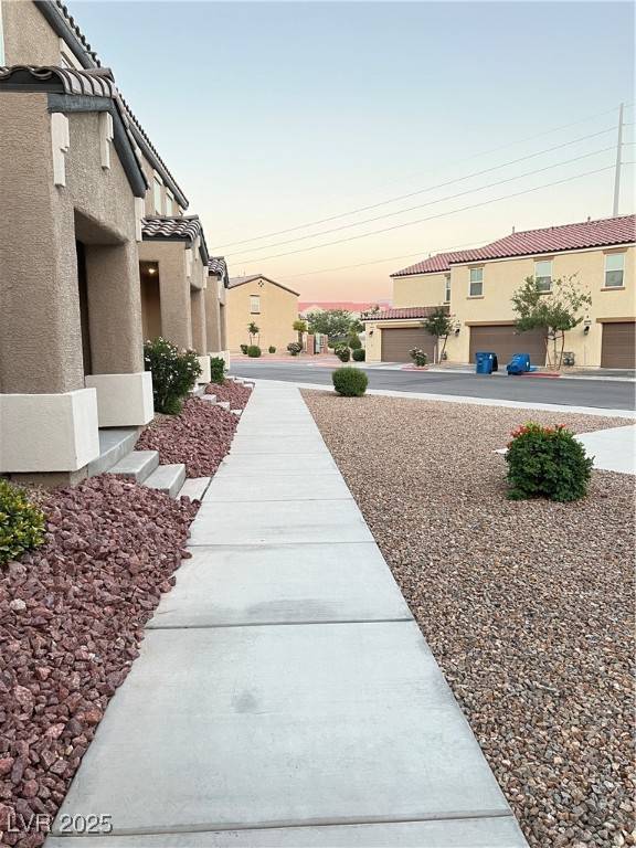 Las Vegas, NV 89115,5197 Silica Chalk Avenue