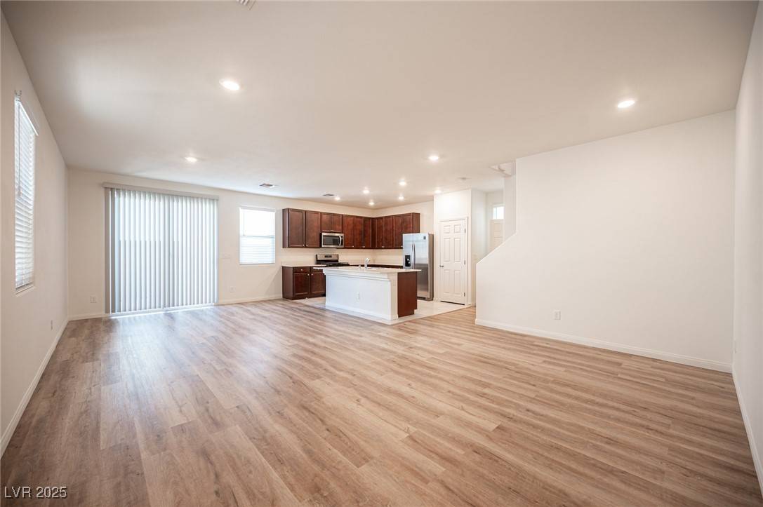 Las Vegas, NV 89141,6586 Rustic Saddle Court