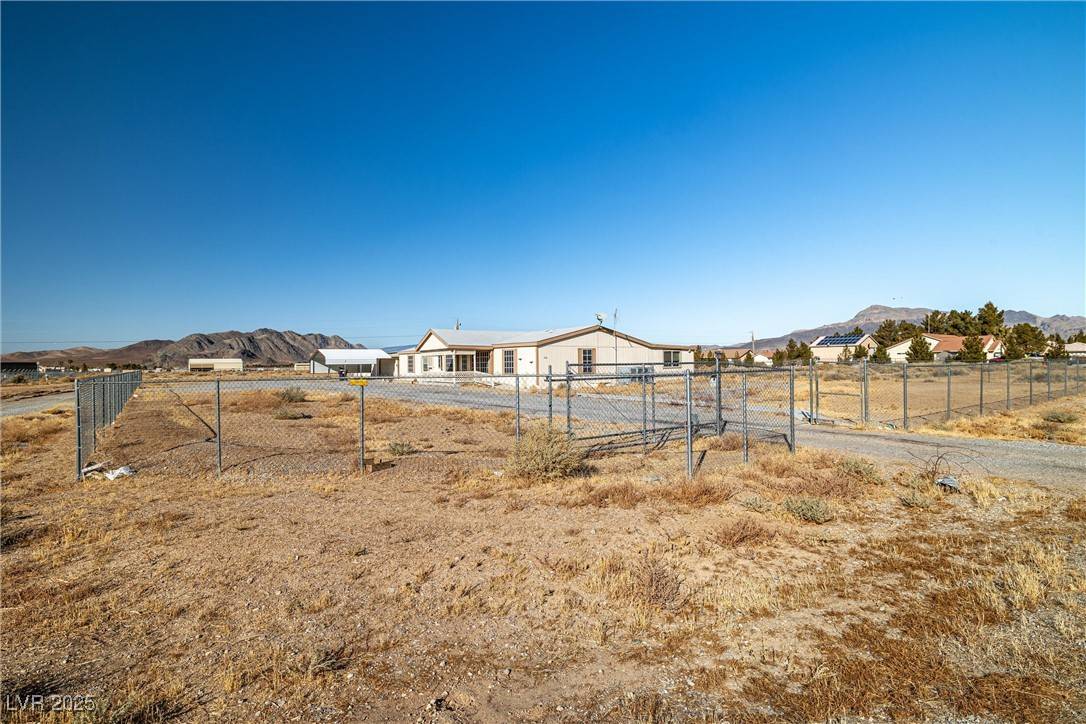 Pahrump, NV 89060,1530 N Woodchips Road