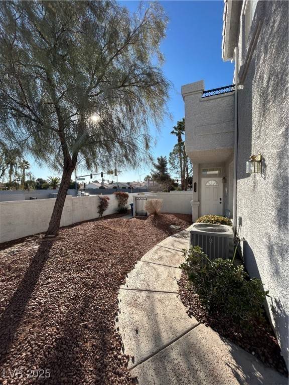 Las Vegas, NV 89118,5201 S Torrey Pines Drive #1244