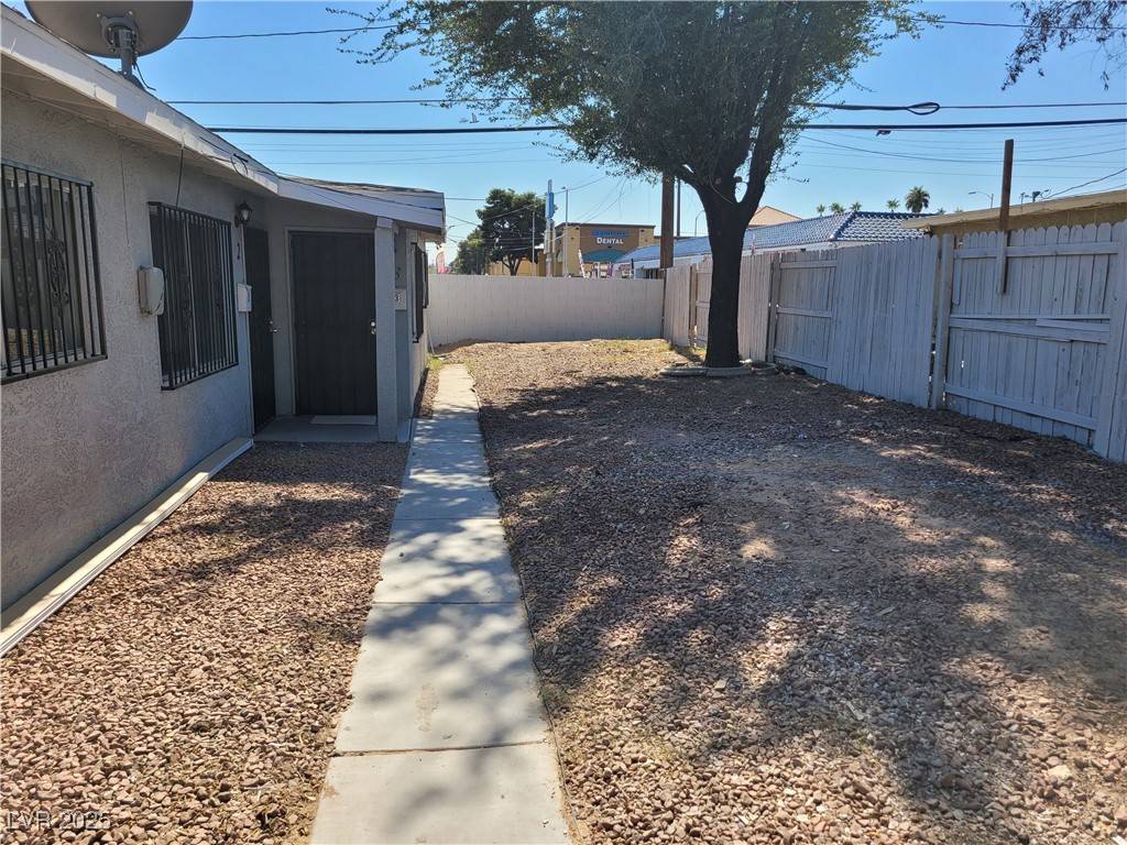 Las Vegas, NV 89101,1828 Lewis Avenue