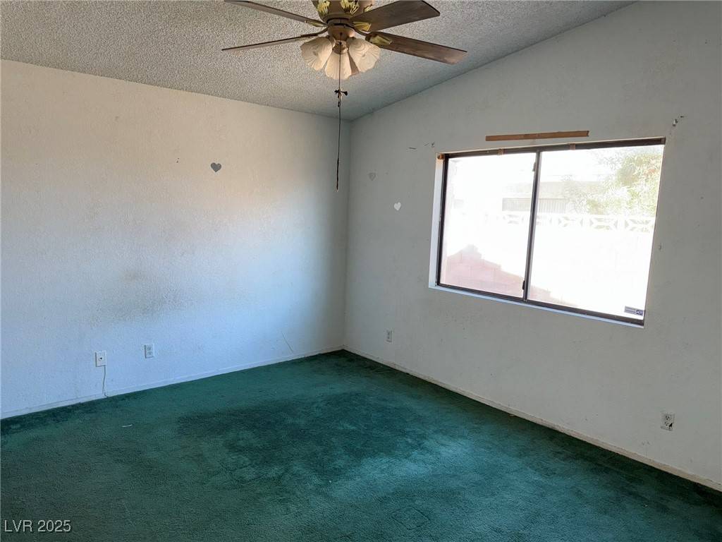 Las Vegas, NV 89119,1275 White Drive