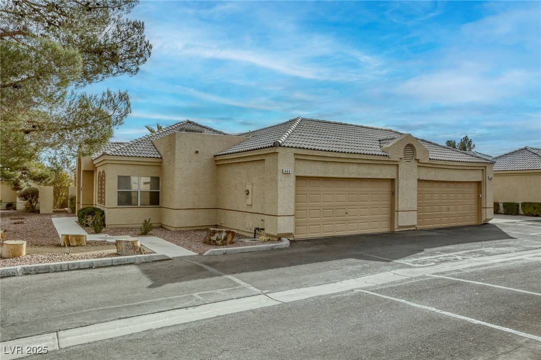 Las Vegas, NV 89107,448 Wonderstone Drive