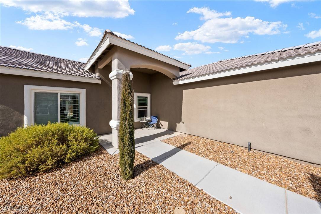 Pahrump, NV 89048,50 White Burch Lane