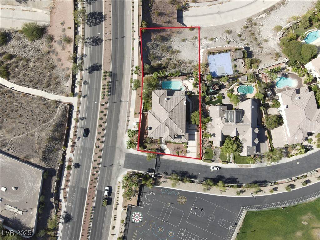 Henderson, NV 89052,861 Majestic Ridge Court