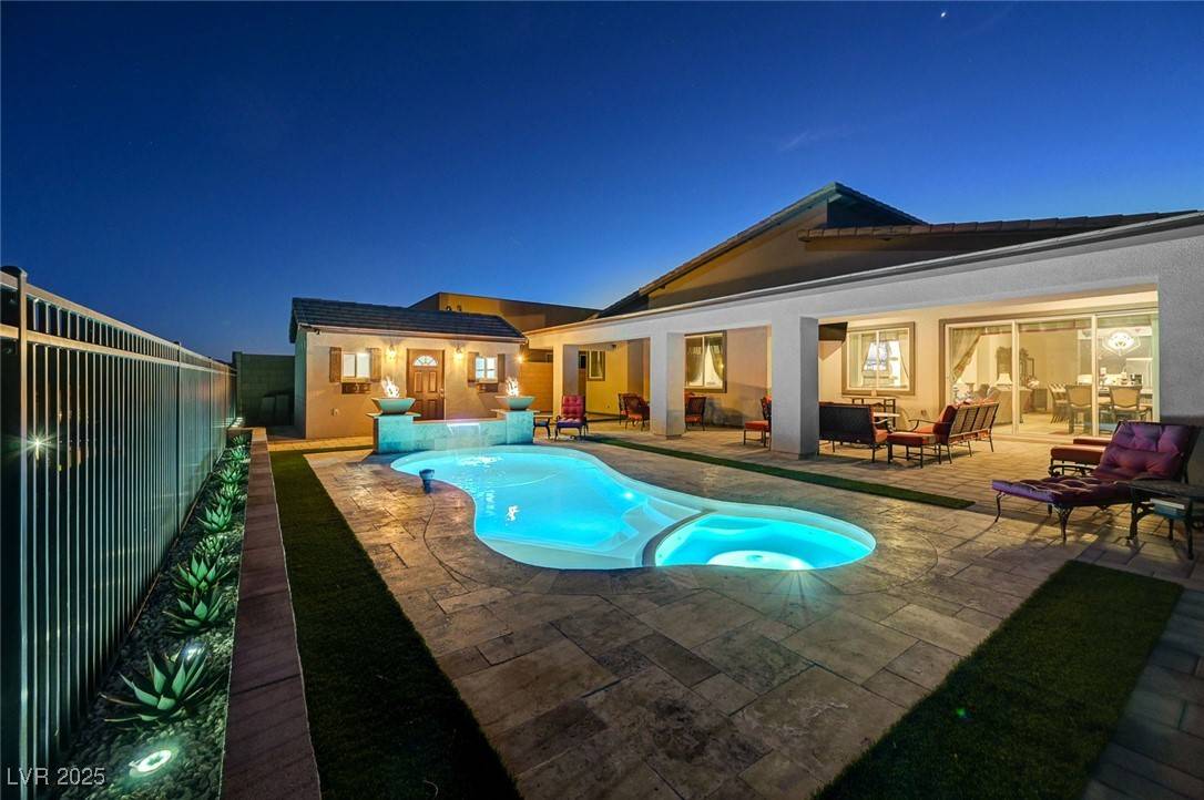 Henderson, NV 89011,8 Reverie Heights Avenue
