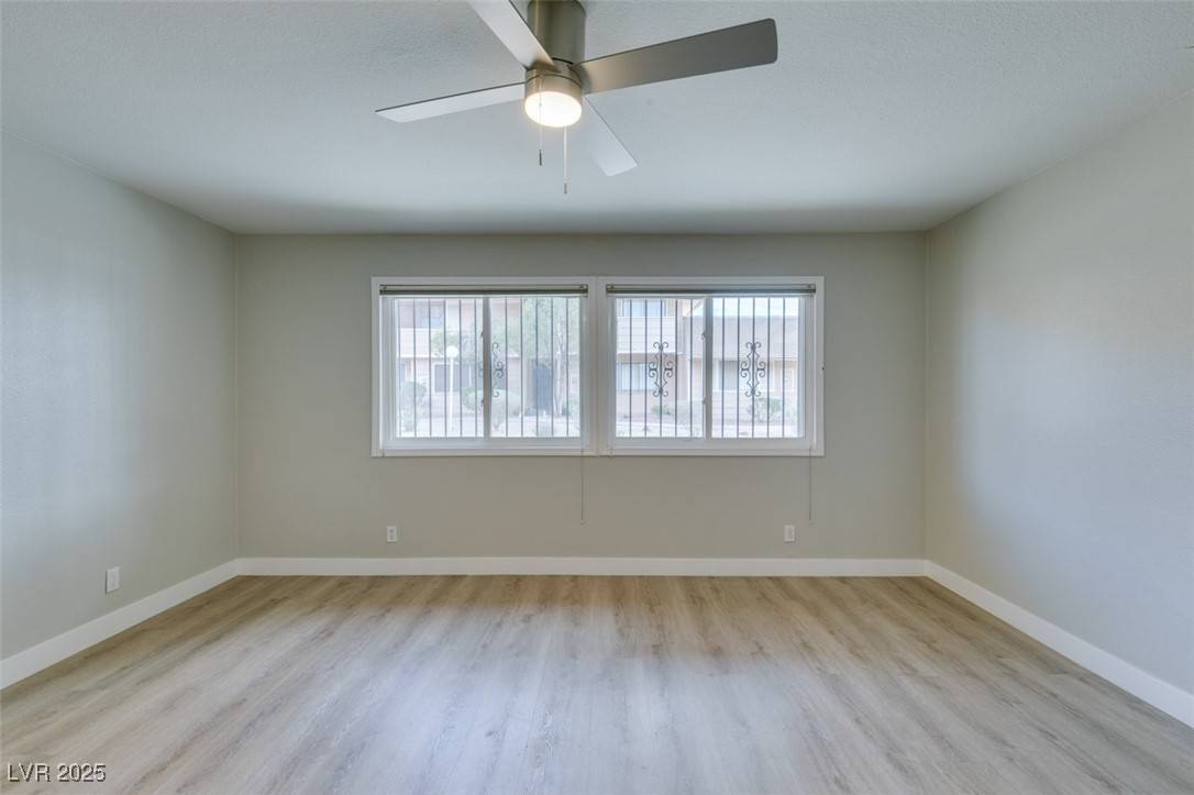 Las Vegas, NV 89120,2506 Paradise Village Way