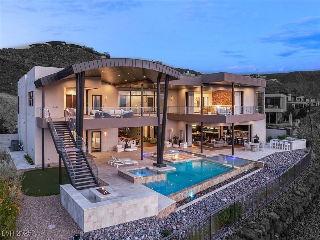 Henderson, NV 89012,11 Rockstream Drive