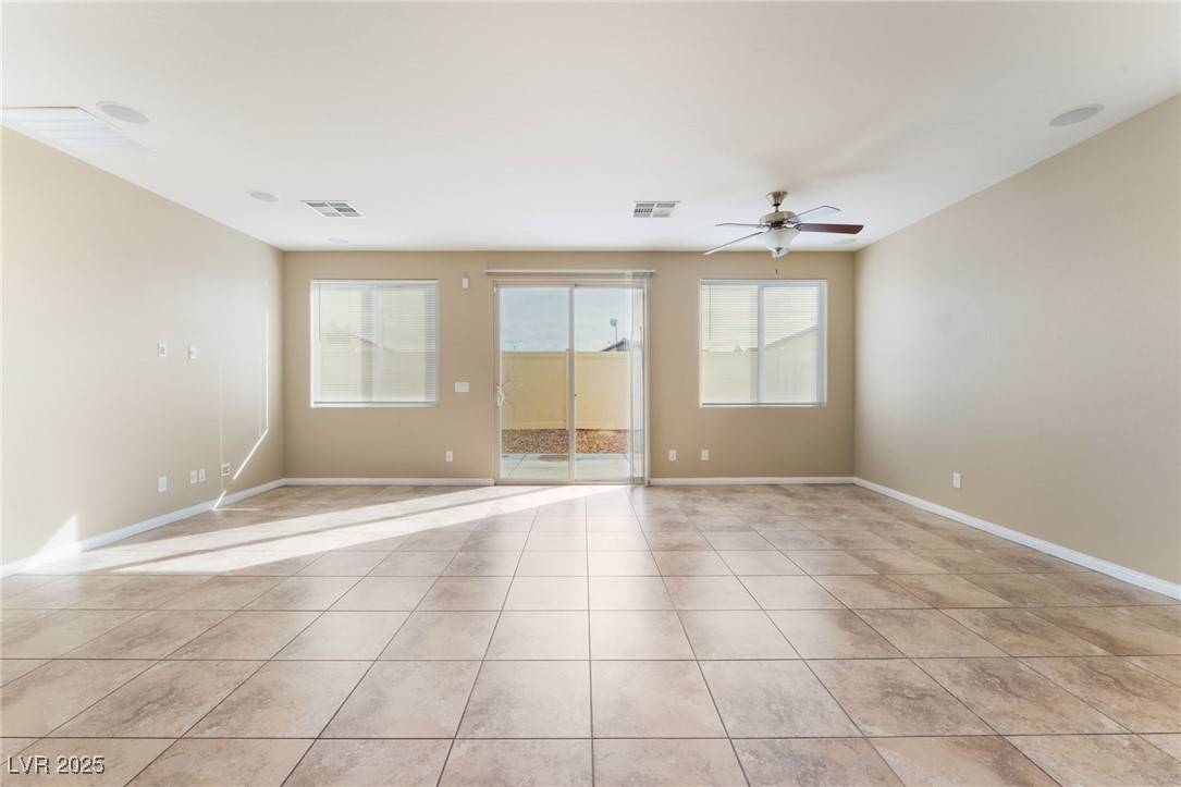 North Las Vegas, NV 89081,5648 Alitak Bay Street