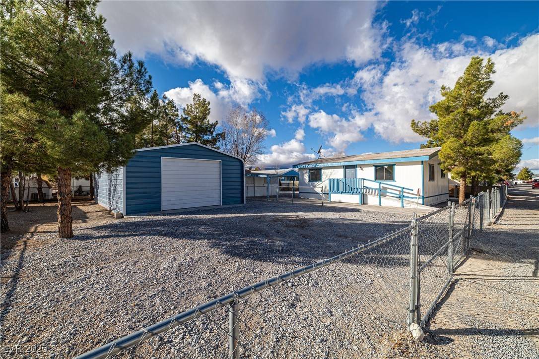 Pahrump, NV 89048,231 Ferndell St