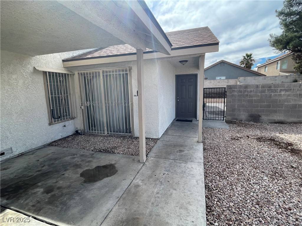 Las Vegas, NV 89142,1811 Winterwood Boulevard