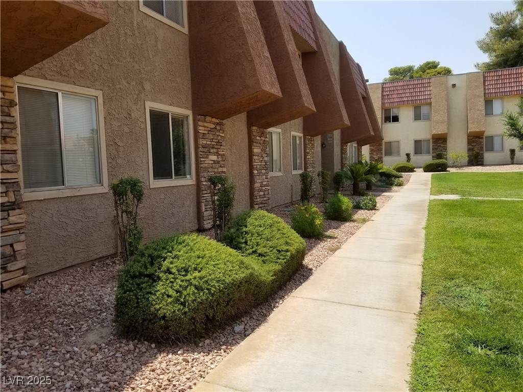 Las Vegas, NV 89103,4965 Indian River Drive #108