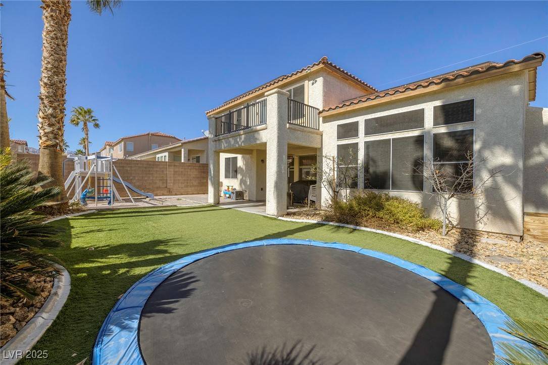 Las Vegas, NV 89149,9379 Arrowhead Bluff Avenue