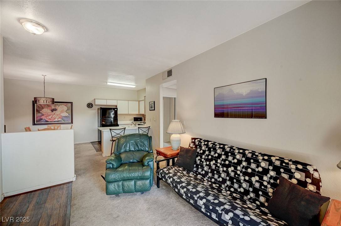 Las Vegas, NV 89122,5751 E Hacienda Avenue #172
